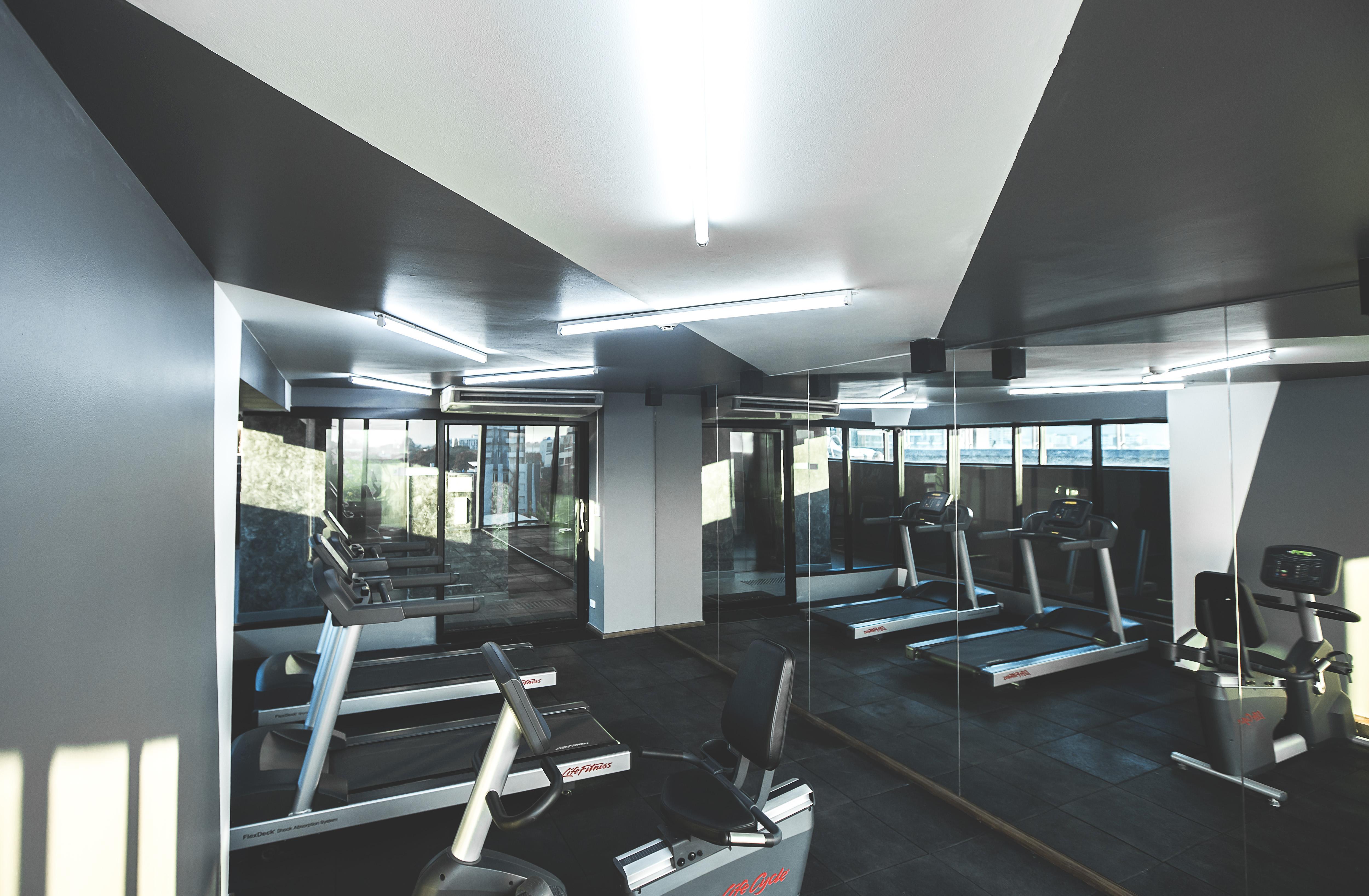 Art Mai Gallery Nimman Hotel Чиангмай Екстериор снимка The gym at the hotel
